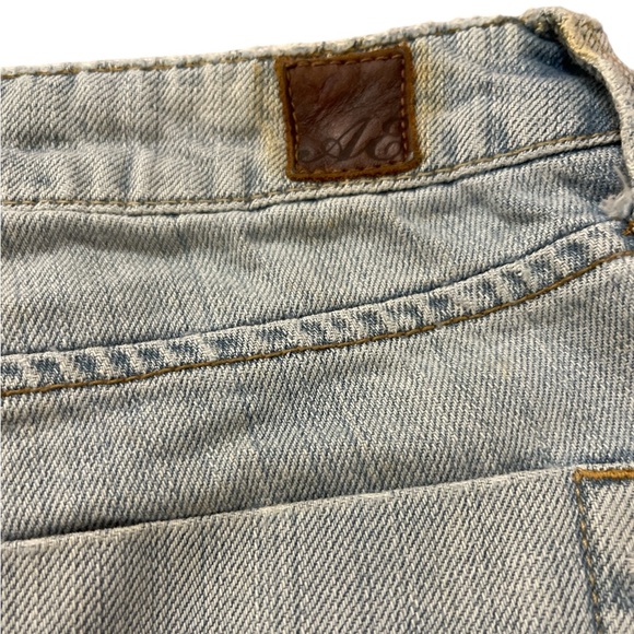 Vintage American Eagle Gently Loved Light Wash Distressed Bootcut Jeans Size 4R - Picture 11 of 15
